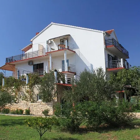 Daire By The Sea Tkon, Pasman - 8458