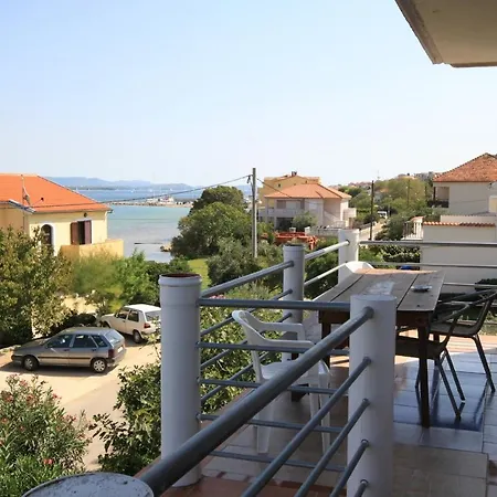 By The Sea Tkon, Pasman - 8458