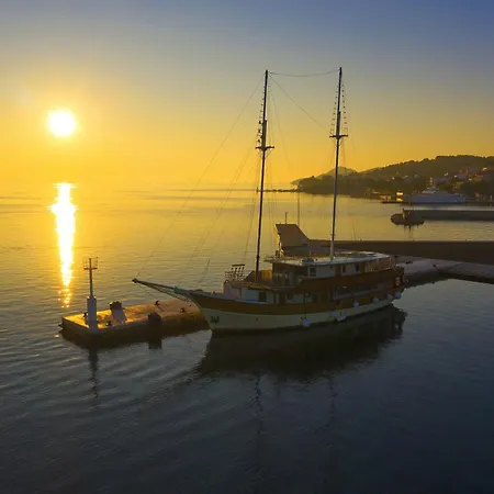 Apartamento By The Sea Tkon, Pasman - 8458 *