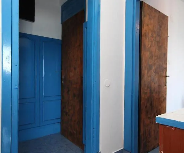 By The Sea Tkon, Pasman - 8458 *