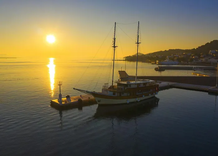 Apartman By The Sea Tkon, Pasman - 8458 *